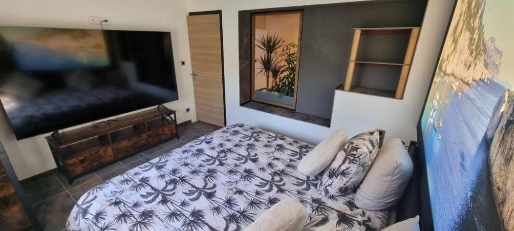 Reves De Vie, Appartement Vue Mer, Grande Piscine Privee , Spa Privatif Cassis Zewnętrze zdjęcie